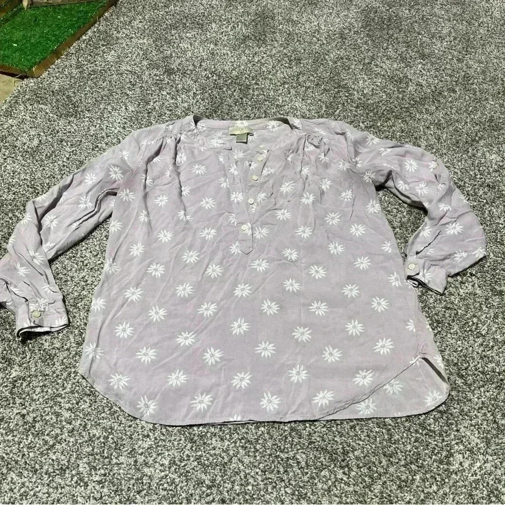 LOFT  Light Purple Floral Long Sleeve Shirt  Small Petite SP Rayon Lightweight